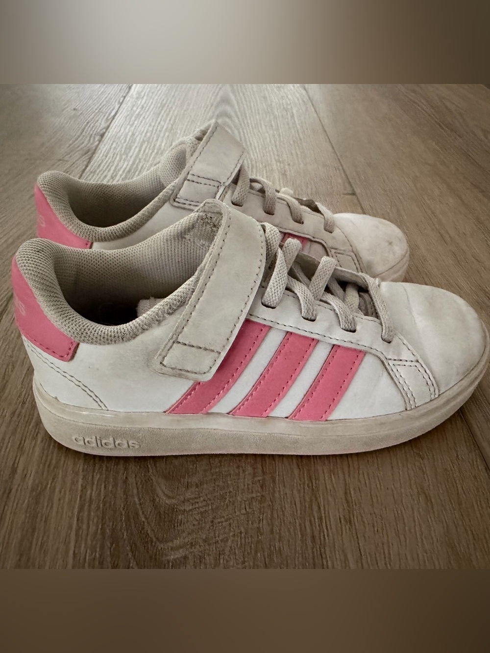 adidas Kids White Sneakers with Pink Stripes and Hook-and-Loop Strap
